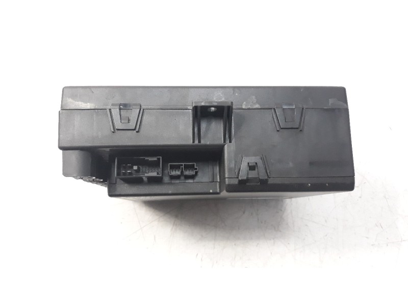 Recambio de modulo electronico para mercedes-benz clase cl (w216) coupe 5.5 v8 cat referencia OEM IAM A2215400401  