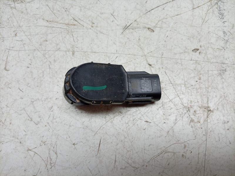 Recambio de sensor aparcamiento delantero para toyota rav4 hybrid 4x2 advance referencia OEM IAM   