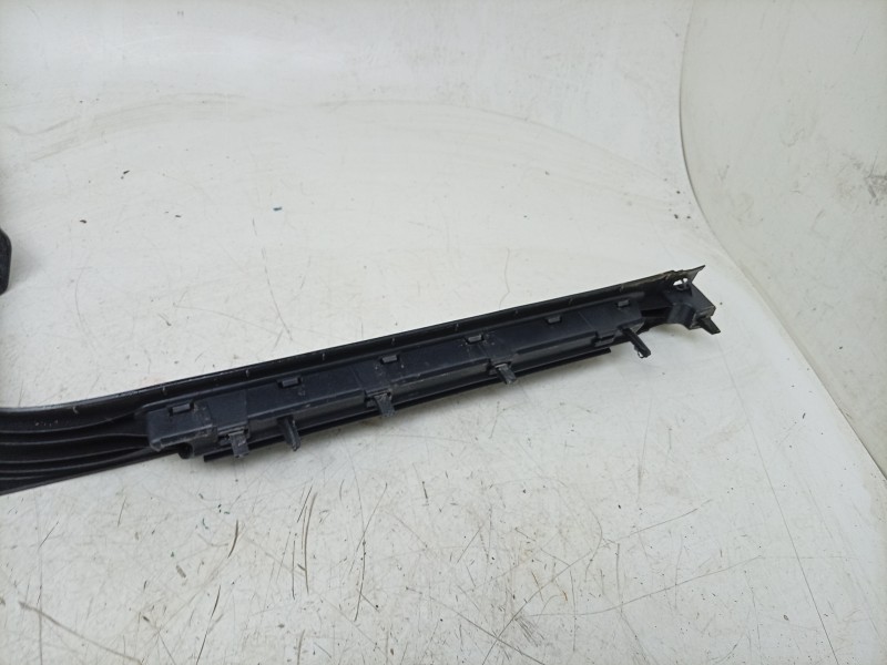 Recambio de moldura para porsche cayenne (typ 92aa) diesel referencia OEM IAM  7P5863483 
