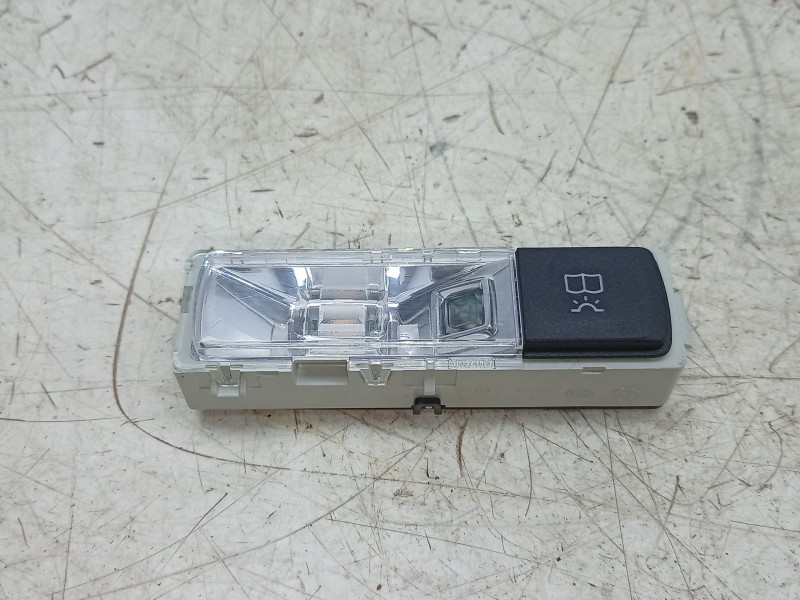 Recambio de luz interior para mercedes-benz clase gla (bm 247) gla 200 (247.787) referencia OEM IAM  A0009064705 