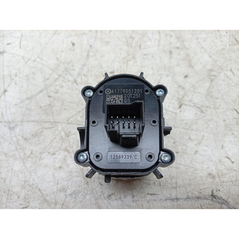 Recambio de interruptor para mercedes-benz clase gla (bm 247) gla 200 (247.787) referencia OEM IAM  A1779051201 
