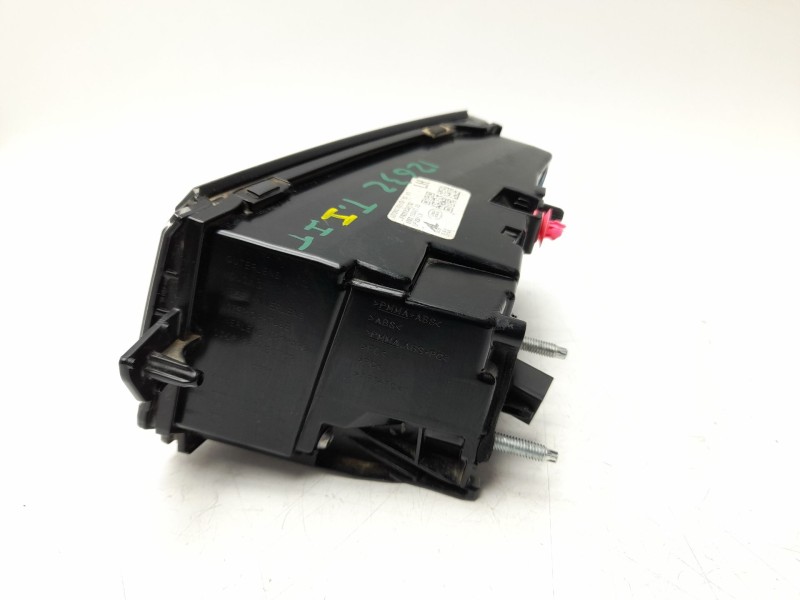 Recambio de piloto trasero izquierdo interior para land rover range rover evoque (l551) 2.0 d165 referencia OEM IAM  FR26830132 