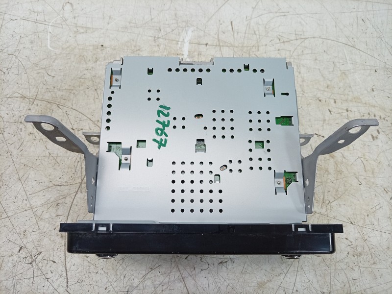 Recambio de sistema audio / radio cd para toyota land cruiser 3p 3.0 d-4d 190 cv referencia OEM IAM  8612060M10 