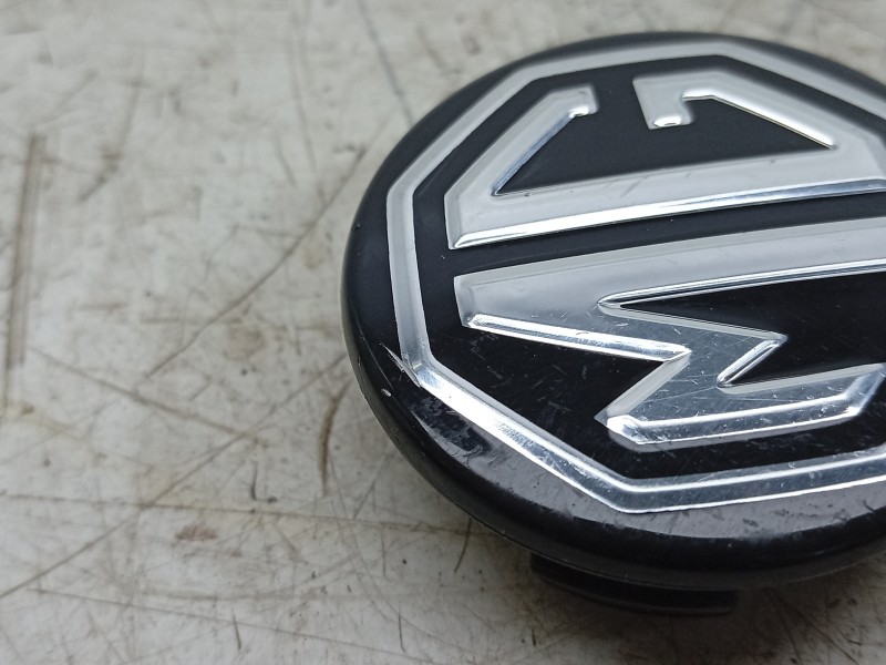 Recambio de tapacubos para mg zs 1.5 hybrid+ referencia OEM IAM 10911026 10884746 