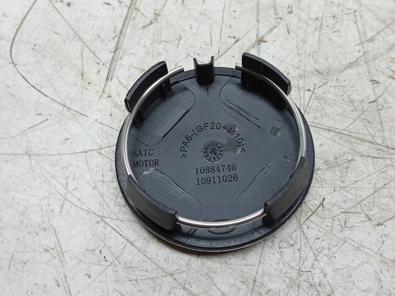 Recambio de tapacubos para mg zs 1.5 hybrid+ referencia OEM IAM 10911026 10884746 