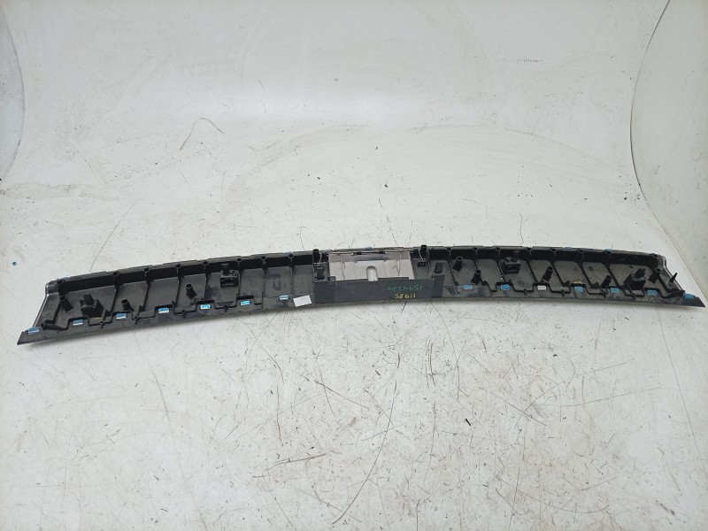 Recambio de moldura para porsche cayenne (typ 92aa) diesel referencia OEM IAM  7P0863459E 