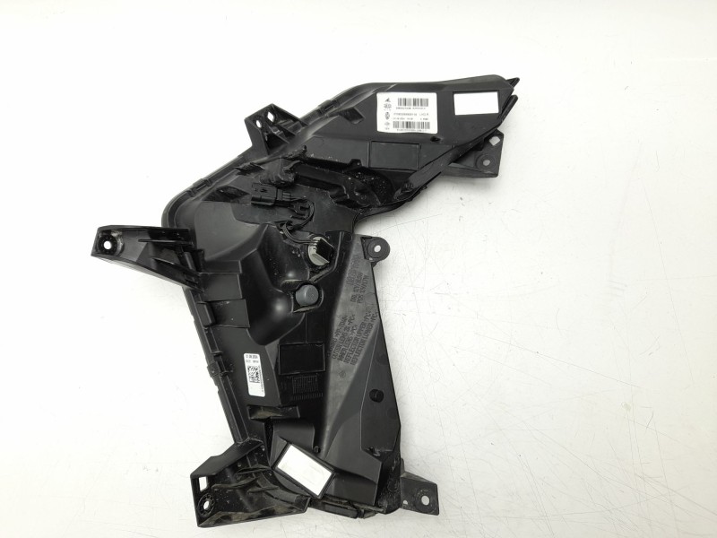 Recambio de piloto delantero derecho para renault clio v (b7_) 1.0 lpg (b7mt) referencia OEM IAM  266002703R RN3344315
