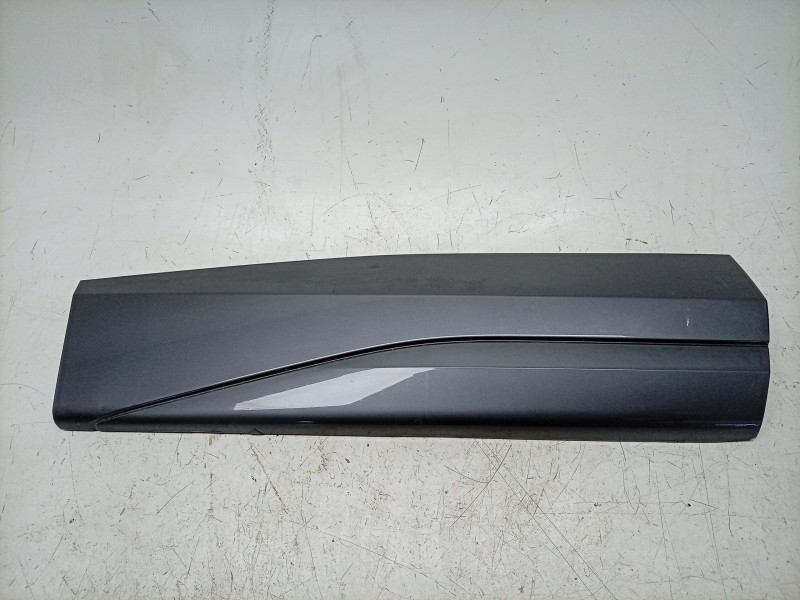Recambio de moldura puerta trasera derecha para cupra formentor (km7, kmp) 1.5 tsi referencia OEM IAM  5FF854950 