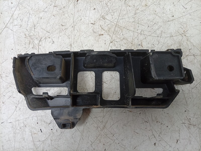 Recambio de soporte paragolpes trasero derecho para porsche cayenne (typ 92aa) diesel referencia OEM IAM  7P5807484 