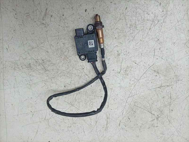 Recambio de sonda lambda para land rover range rover evoque (l551) 2.0 d165 referencia OEM IAM  L8B25H310AC 