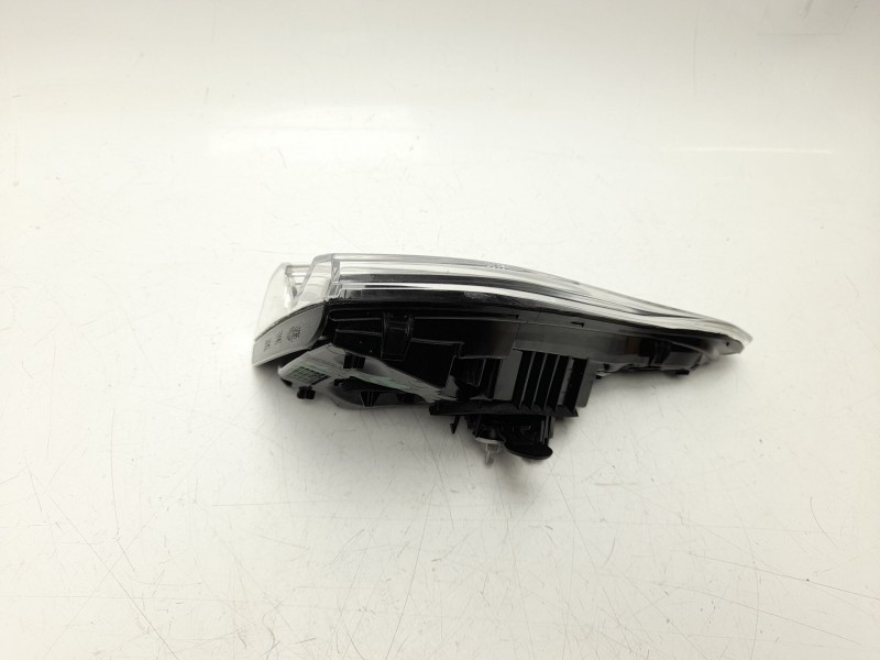 Recambio de piloto trasero izquierdo interior para renault clio v (b7_) 1.0 lpg (b7mt) referencia OEM IAM  265555477R 