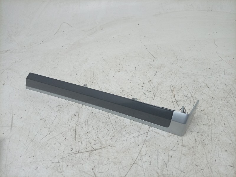 Recambio de moldura para porsche cayenne (typ 92aa) diesel referencia OEM IAM  7P5867419 