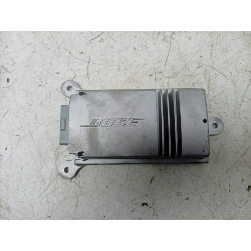 Recambio de amplificador de sonido para porsche cayenne (typ 92aa) diesel referencia OEM IAM  7338970010 