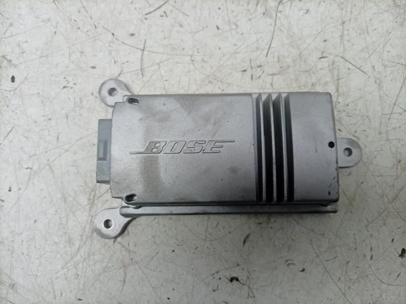 Recambio de amplificador de sonido para porsche cayenne (typ 92aa) diesel referencia OEM IAM  7338970010 