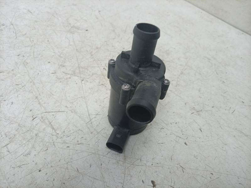 Recambio de bomba agua para porsche cayenne (typ 92aa) diesel referencia OEM IAM  7L0965561L 