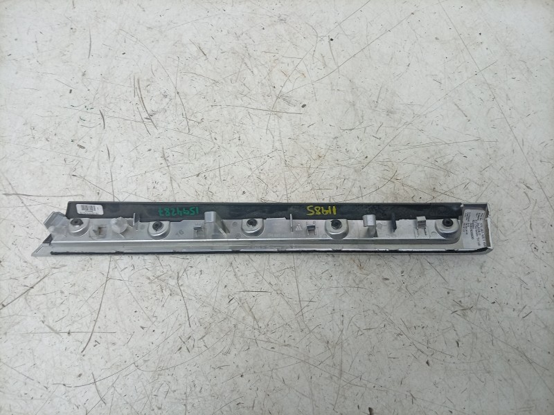 Recambio de moldura para porsche cayenne (typ 92aa) diesel referencia OEM IAM  7P5867420 