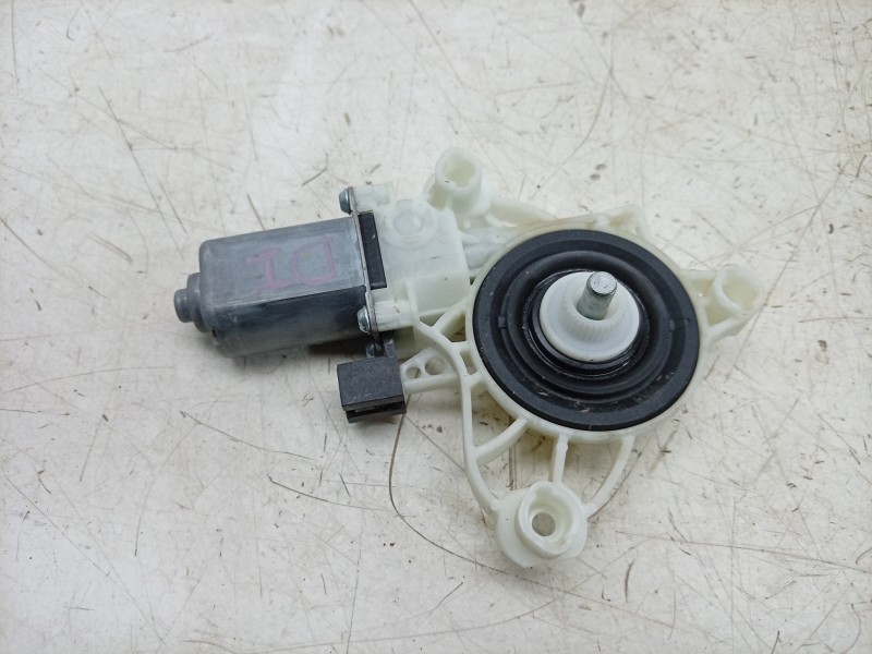 Recambio de motor elevalunas delantero izquierdo para mercedes-benz clase gla (bm 247) gla 200 (247.787) referencia OEM IAM  A00