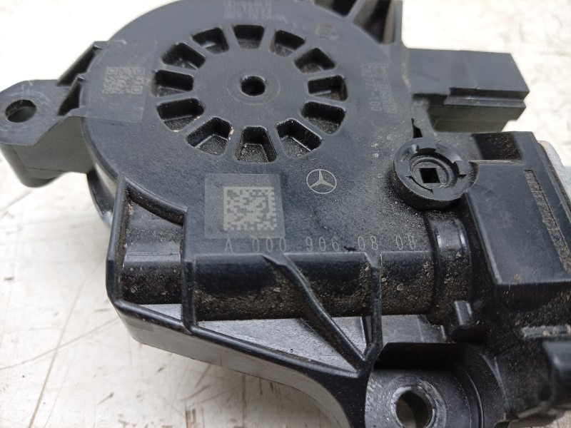 Recambio de elevalunas trasero izquierdo para mercedes-benz clase gla (bm 247) gla 200 (247.787) referencia OEM IAM  A0009060808