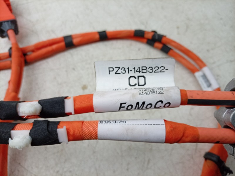 Recambio de cableado electrico para volkswagen caravelle t7 2.5 ehybrid referencia OEM IAM  PZ3114B322 