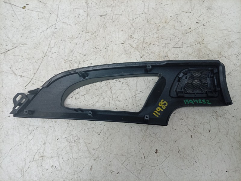 Recambio de moldura para porsche cayenne (typ 92aa) diesel referencia OEM IAM  7P5839248 