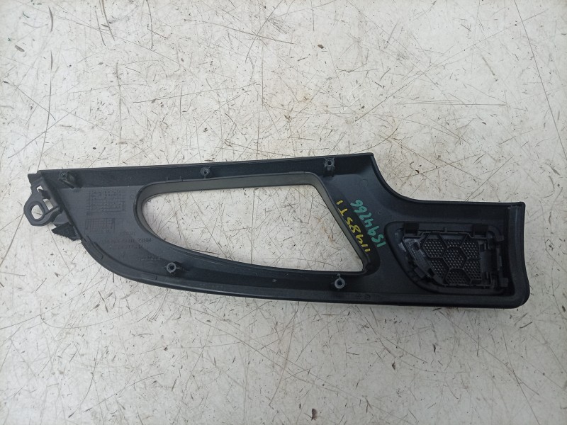 Recambio de moldura para porsche cayenne (typ 92aa) diesel referencia OEM IAM  7P5839247 