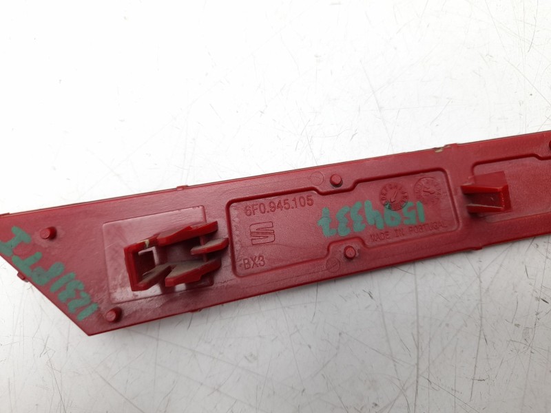 Recambio de piloto trasero izquierdo paragolpes para seat ibiza v (kj1, kjg) 1.0 tsi referencia OEM IAM  6F0945105 ST0394354