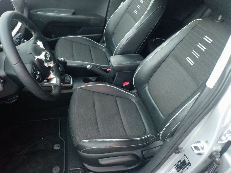 Recambio de asiento delantero izquierdo para kia stonic (yb) 1.0 t-gdi eco-dynamics+ referencia OEM IAM  88160H8020SJG 