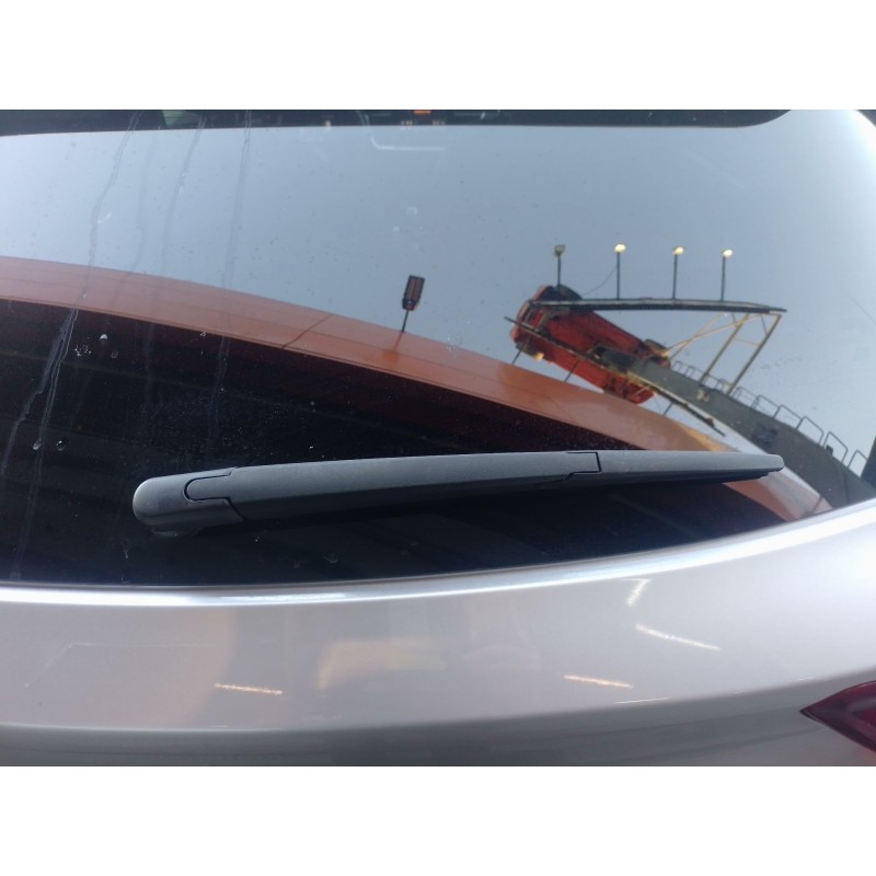 Recambio de brazo limpia trasero para kia stonic (yb) 1.0 t-gdi eco-dynamics+ referencia OEM IAM  988112P000 