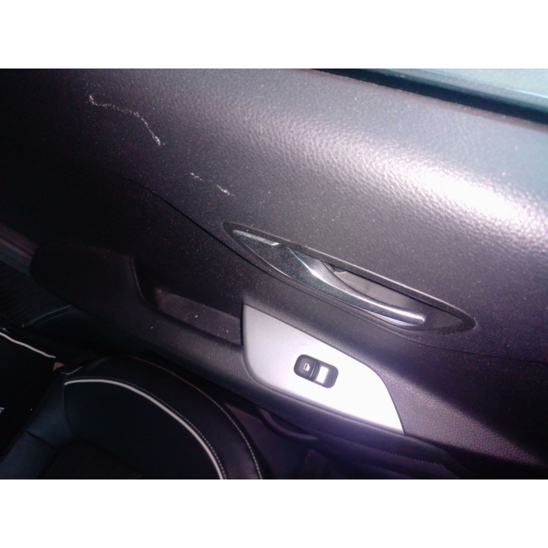 Recambio de mando elevalunas trasero izquierdo para kia stonic (yb) 1.0 t-gdi eco-dynamics+ referencia OEM IAM   