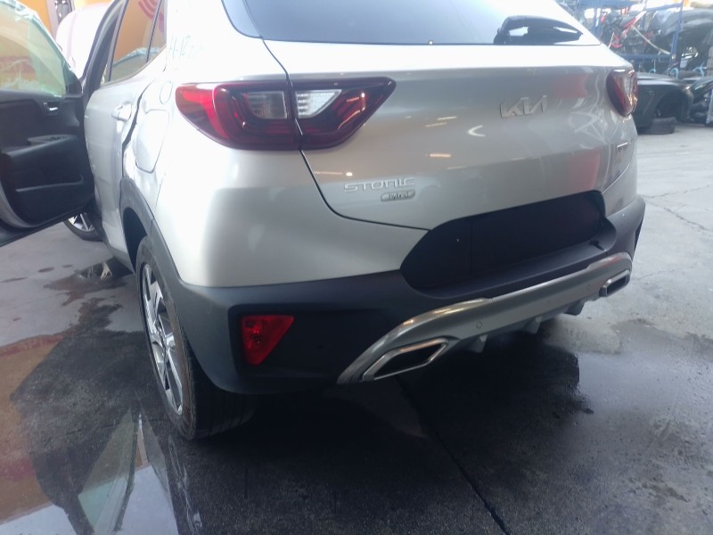 Recambio de paragolpes trasero para kia stonic (yb) 1.0 t-gdi eco-dynamics+ referencia OEM IAM   