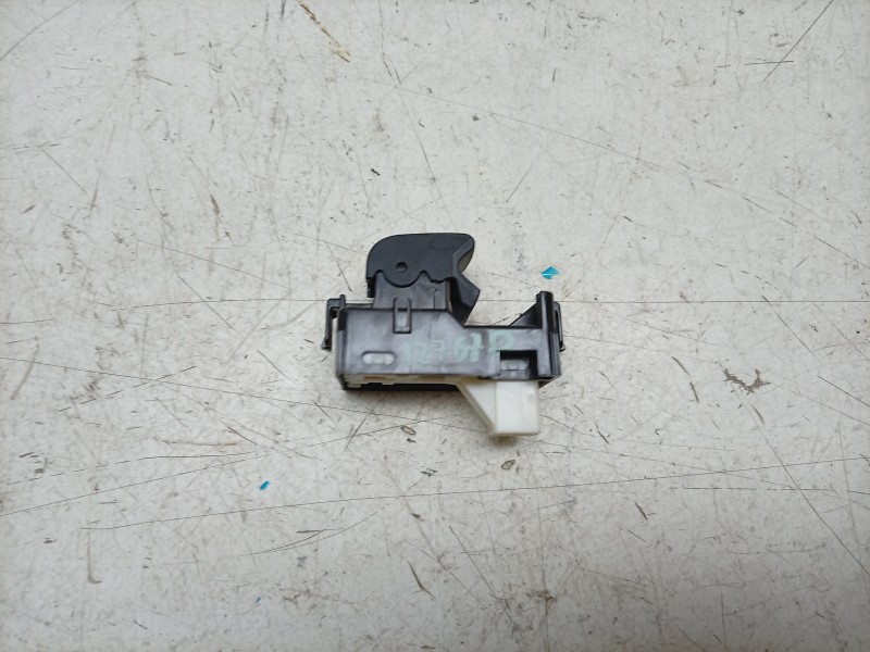Recambio de mando elevalunas delantero derecho para toyota land cruiser 3p 3.0 d-4d 190 cv referencia OEM IAM  192801 
