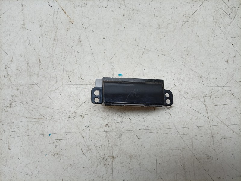 Recambio de pantalla multifuncion para toyota land cruiser 3p 3.0 d-4d 190 cv referencia OEM IAM  8395060120 