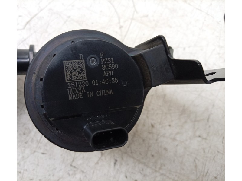 Recambio de bomba agua para volkswagen caravelle t7 2.5 ehybrid referencia OEM IAM  PZ318C590APD 