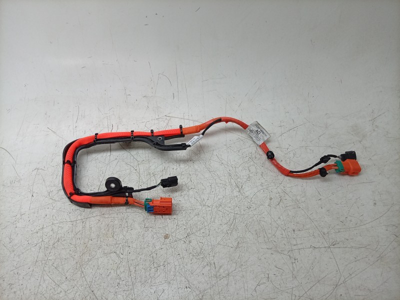 Recambio de cableado electrico para volkswagen caravelle t7 2.5 ehybrid referencia OEM IAM  14B677 