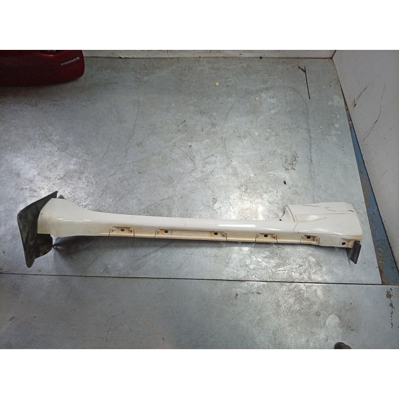 Recambio de estribos laterales para toyota land cruiser 3p 3.0 d-4d 190 cv referencia OEM IAM  7580660080 