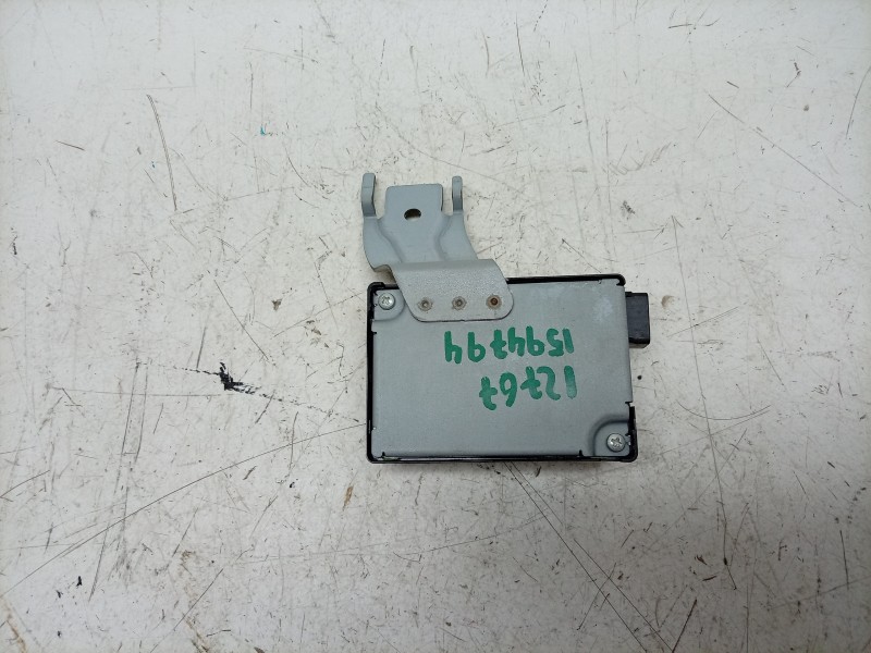 Recambio de modulo electronico para toyota land cruiser 3p 3.0 d-4d 190 cv referencia OEM IAM  8976060140 1584007061