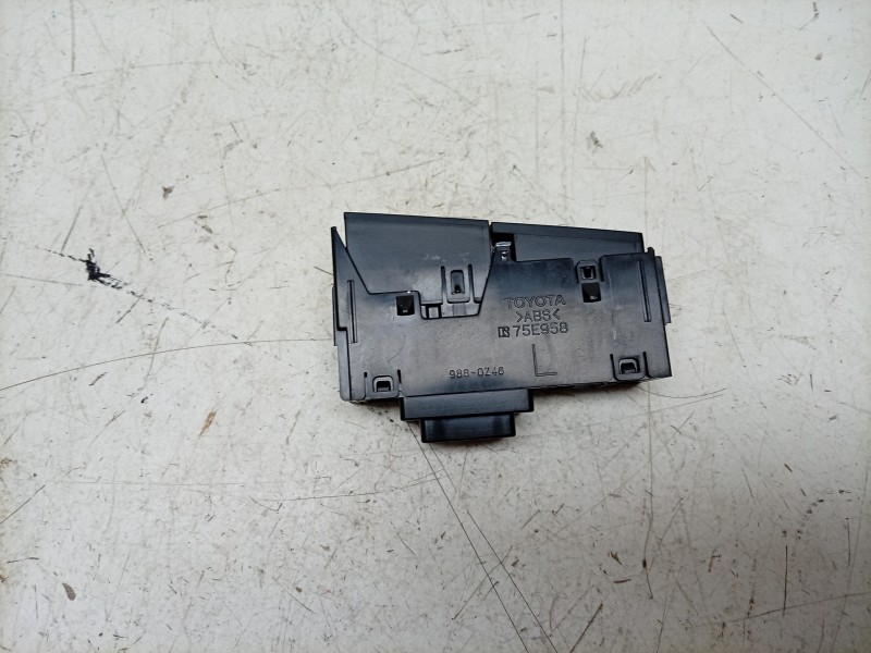 Recambio de warning para toyota land cruiser 3p 3.0 d-4d 190 cv referencia OEM IAM  75E958 