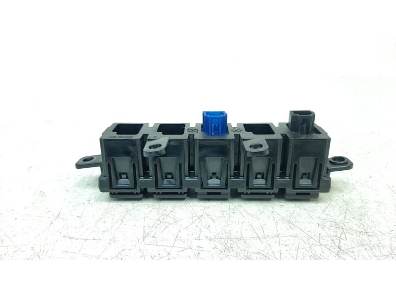 Recambio de interruptor para nissan pulsar (c13) acenta referencia OEM IAM 689TU3ZL0A  
