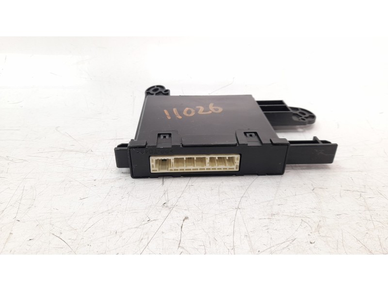 Recambio de modulo electronico para toyota corolla (e21) referencia OEM IAM 8865002L40  