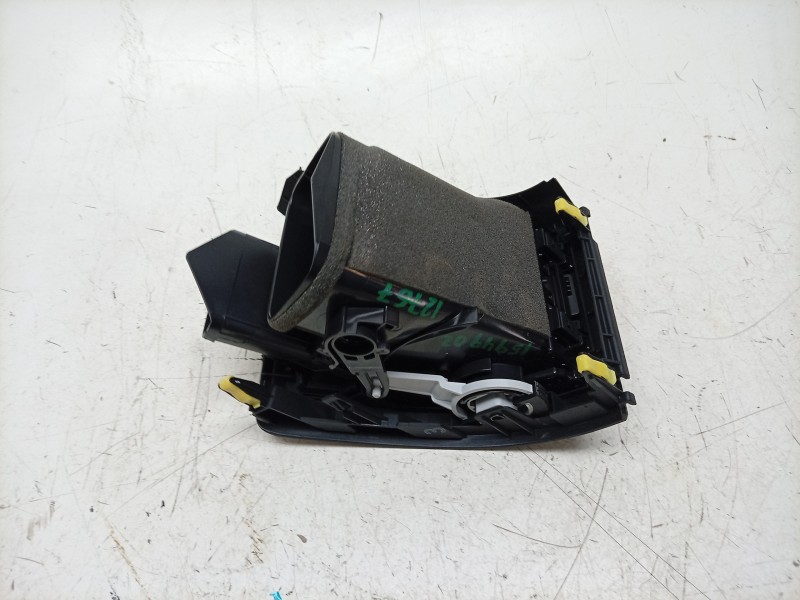 Recambio de aireador izquierdo para toyota land cruiser 3p 3.0 d-4d 190 cv referencia OEM IAM  5565060250 
