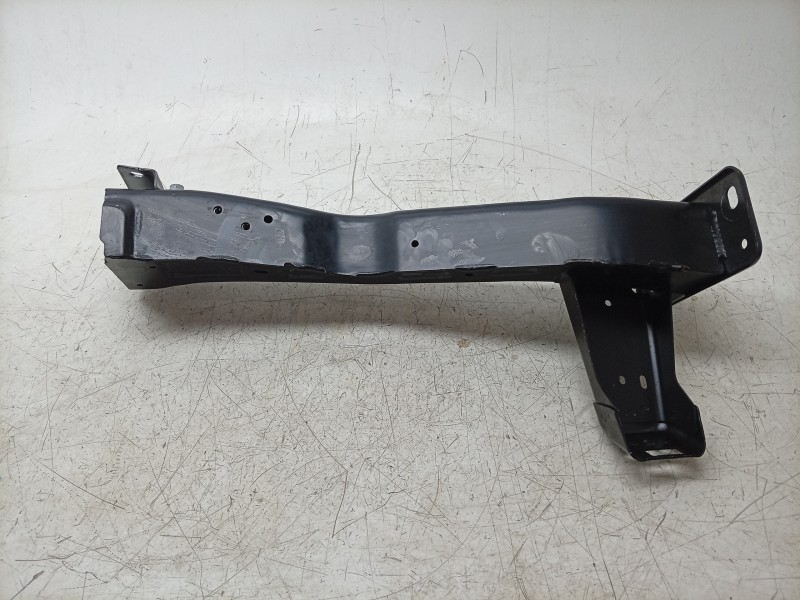 Recambio de refuerzo paragolpes delantero para volkswagen caravelle t7 2.5 ehybrid referencia OEM IAM  PZ31V101W05AH 