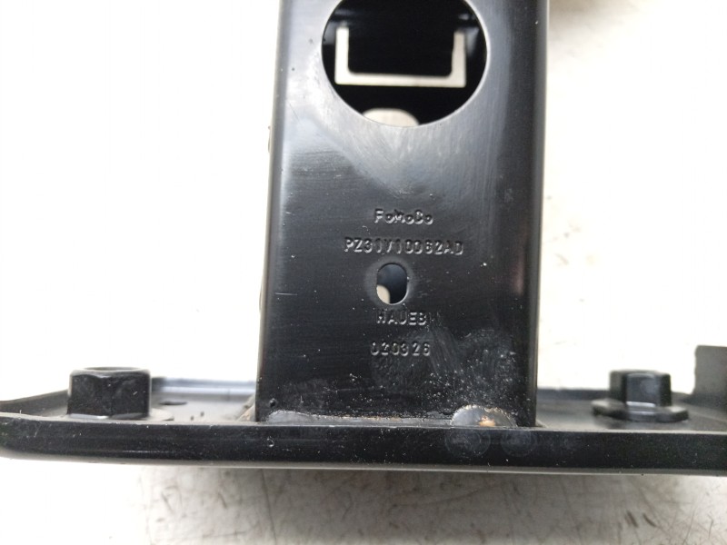 Recambio de punta chasis delantera para volkswagen caravelle t7 2.5 ehybrid referencia OEM IAM PZ31V100G2AD PZ31V100G2AD 