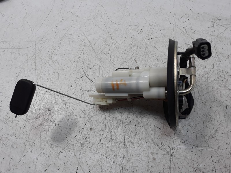 Recambio de bomba combustible para honda cbr 650r referencia OEM IAM 16700MKND51  