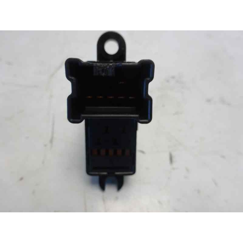 Recambio de mando elevalunas delantero derecho para nissan navara pick-up (d40m) doble cab se 4x4 referencia OEM IAM 25411EA003 