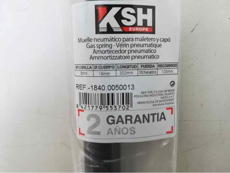 Recambio de amortiguadores maletero / porton para universal universal universal referencia OEM IAM 30CM550N 18400050013 PU05530