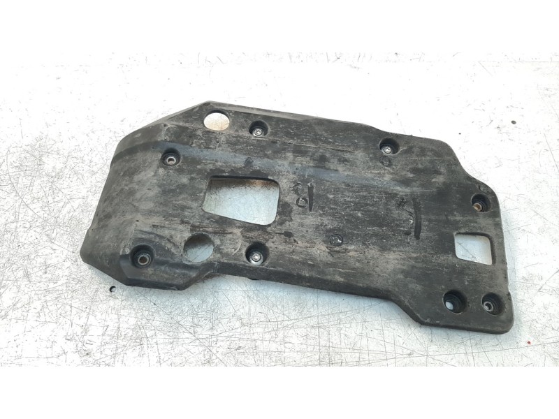 Recambio de cubrecarter para bmw f 850 gs f 850 adventure referencia OEM IAM 11848564814  