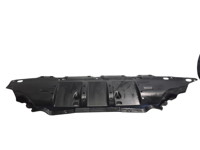 Recambio de cubrecarter para hyundai kona referencia OEM IAM 86690K4000  