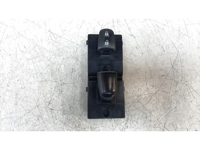 Recambio de mando elevalunas delantero derecho para nissan pulsar (c13) acenta referencia OEM IAM 254114BA0A  