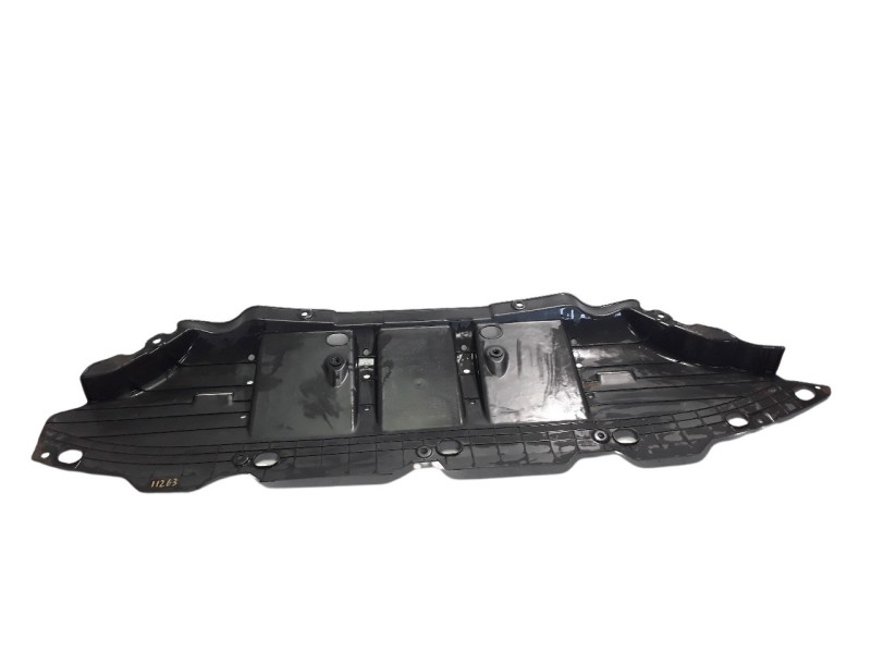 Recambio de cubrecarter para hyundai kona referencia OEM IAM 86690K4000  