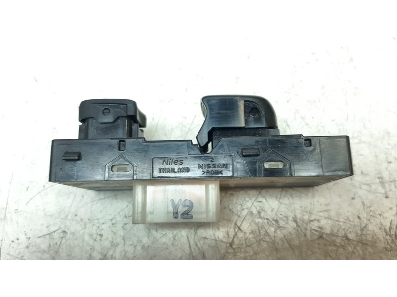 Recambio de mando elevalunas delantero derecho para nissan pulsar (c13) acenta referencia OEM IAM 254114BA0A  
